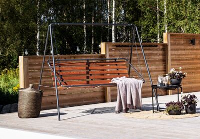 Suvisaari pihakeinu, cappuccino