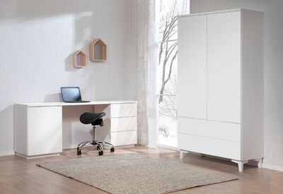 Anton A 7.2 kaappi umpiovilla